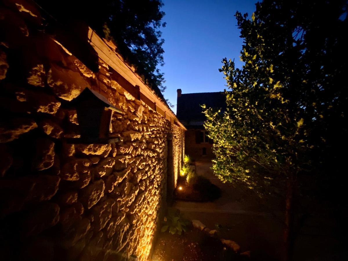 Willa Domaine De Cazal - Gite 2 Pers Avec Piscine Au Coeur De 26 Hectares De Nature Preservee Saint-Cyprien  Zewnętrze zdjęcie